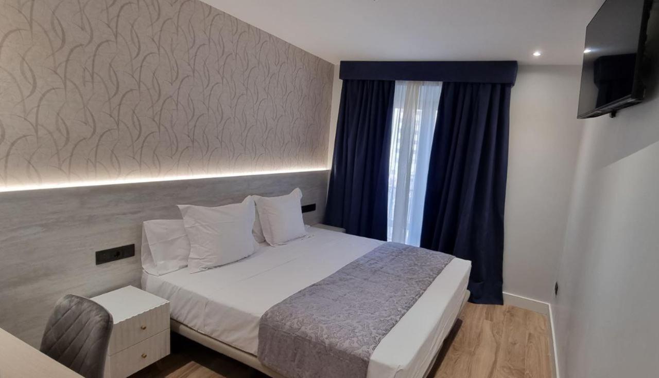 Ch La Petite Maison - Boutique - Madrid Buitenkant foto