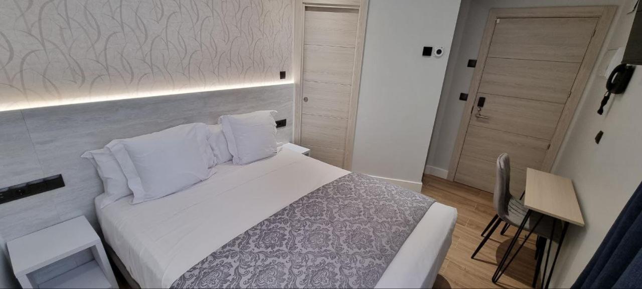 Ch La Petite Maison - Boutique - Madrid Buitenkant foto